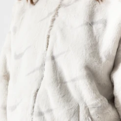 NIKE JACKET FAUX FUR AOP SWOOSH -Mode Soldes 001505206 104