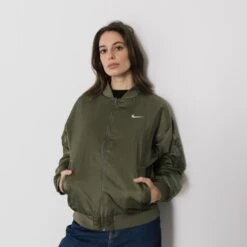 NIKE JAKET BOMBER VARSITY