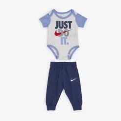 NIKE 2 PC SET PANT & BODYSUIT FASTFALL